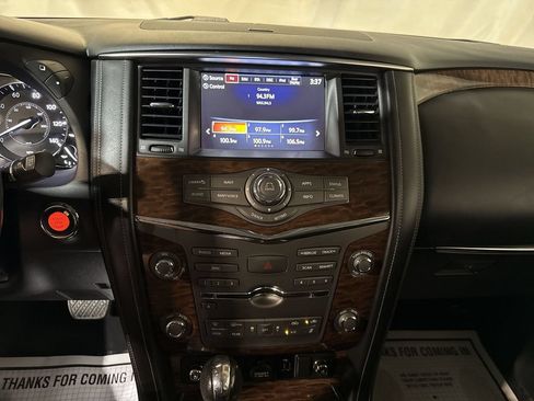 Used 2019 Nissan Armada Platinum w/ Captain's Chairs Package AWD/4WD image 17