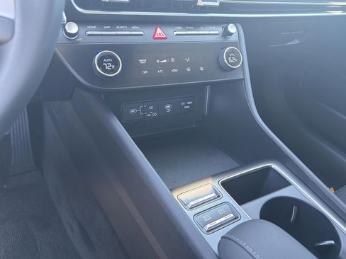 New 2026 Hyundai Sonata Blue FWD image 11