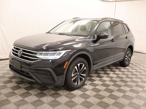 Certified 2022 Volkswagen Tiguan S image 1