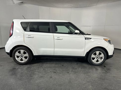 Used 2018 Kia Soul image 8