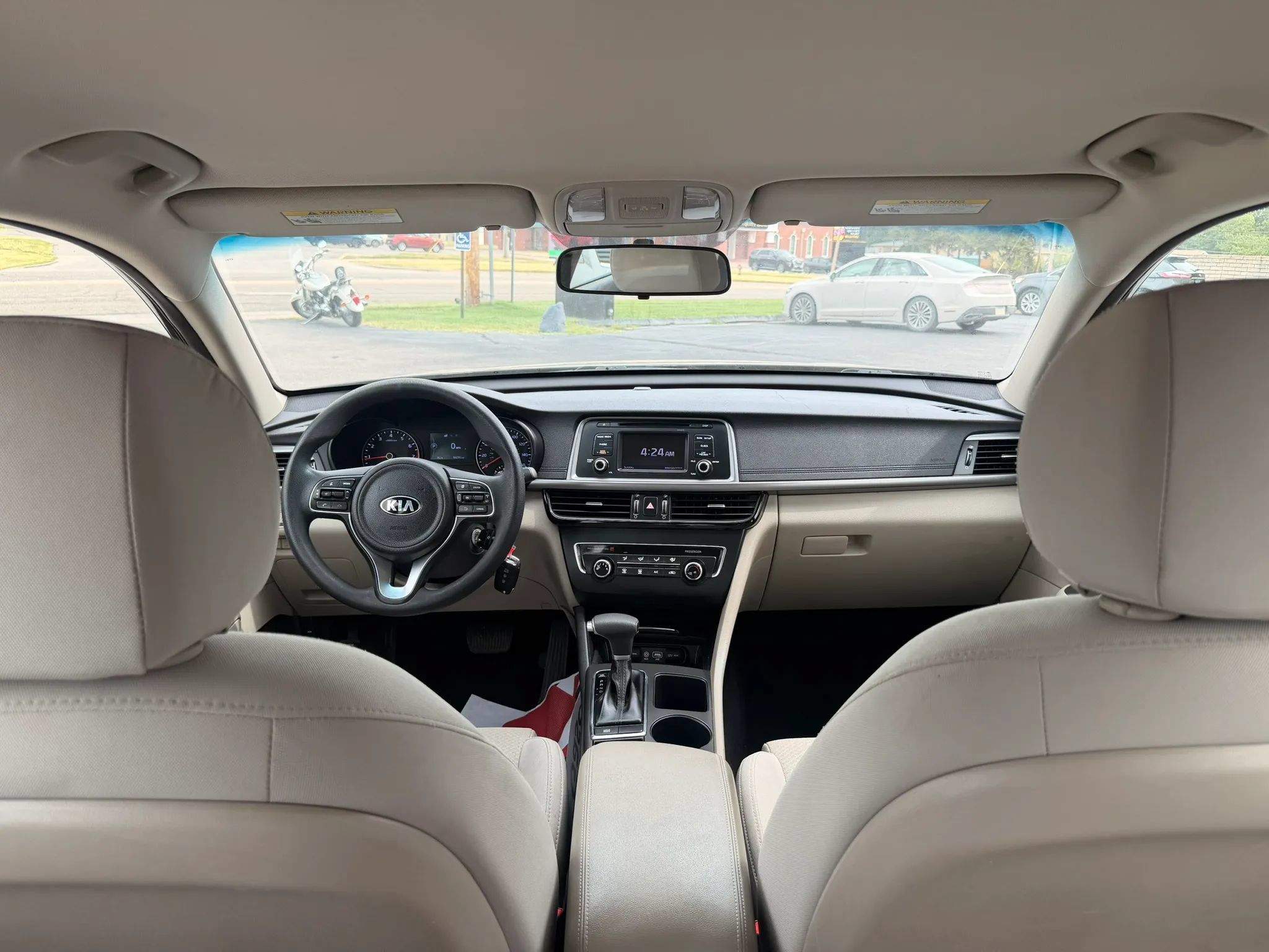 Used 2016 Kia Optima LX FWD image 24