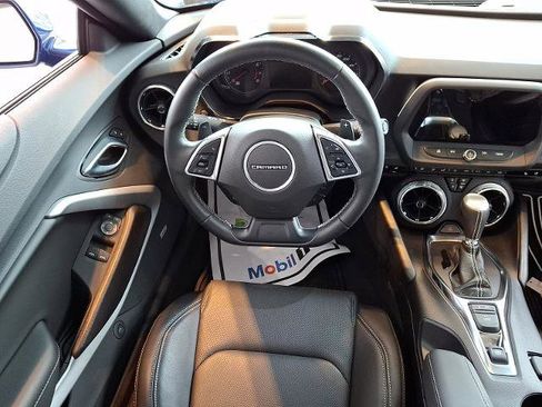 Used 2020 Chevrolet Camaro LT w/ RS Package image 11