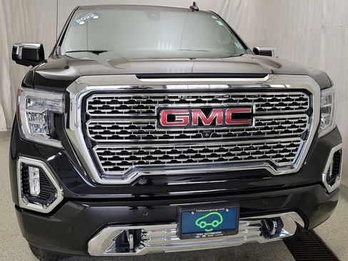 Certified 2022 GMC Sierra 1500 Denali w/ Denali Reserve Package AWD/4WD image 3