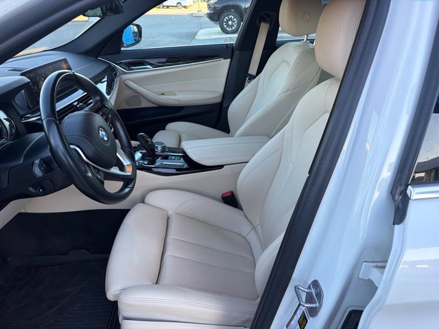 Used 2019 BMW 530i RWD image 11