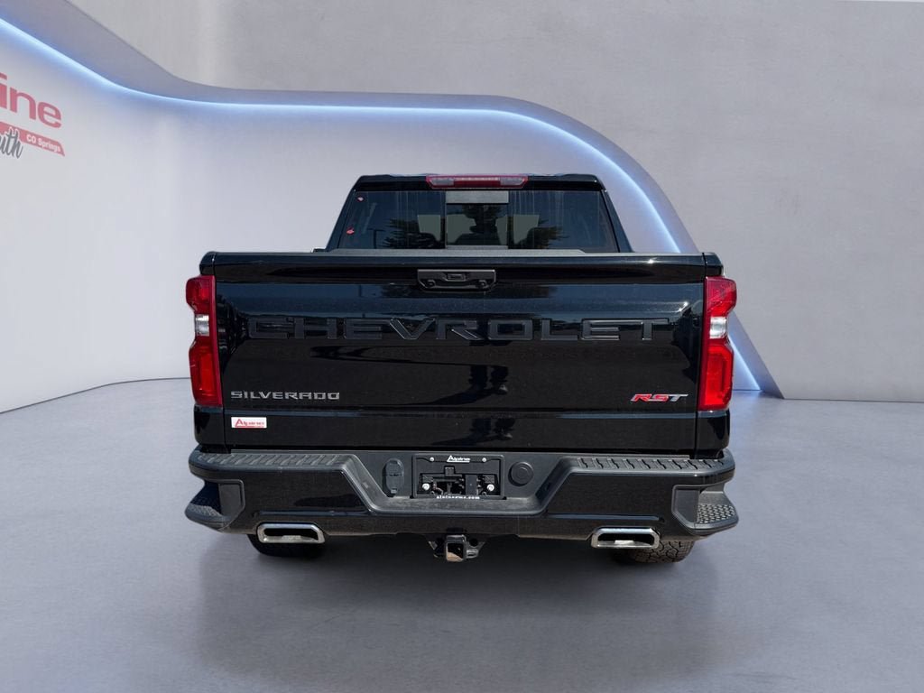 Used 2024 Chevrolet Silverado 1500 RST w/ Convenience Package II AWD/4WD image 4