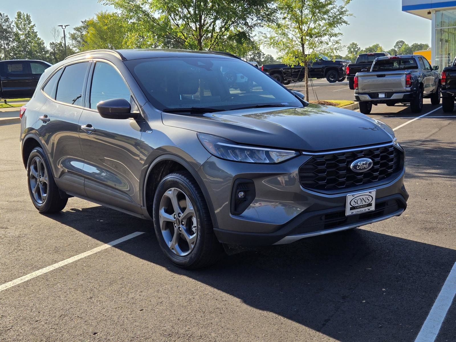 Used 2025 Ford Escape ST-Line Select AWD/4WD image 4