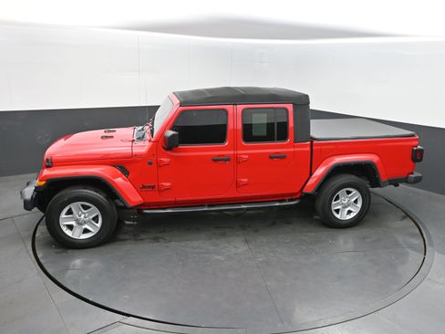 Used 2022 Jeep Gladiator Sport image 31