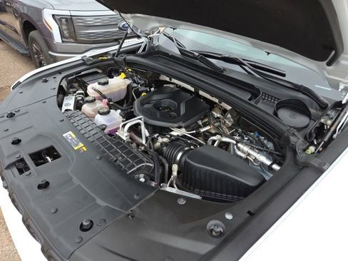 Used 2024 Jeep Grand Cherokee Trailhawk w/ Luxury Tech Group III image 18