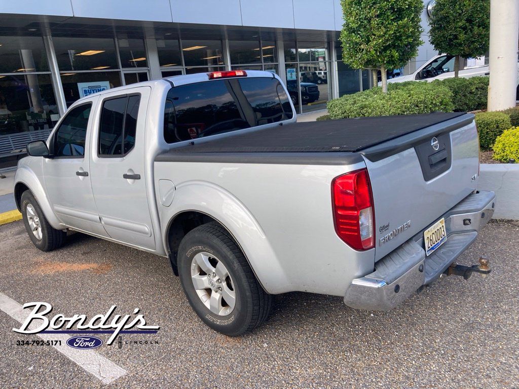Used 2013 Nissan Frontier SV w/ SV Value Truck Pkg RWD image 2