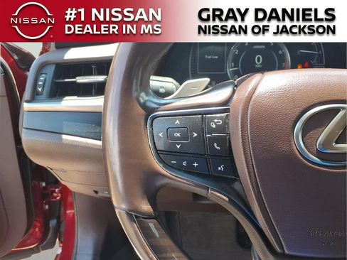 Used 2020 Lexus ES 350 w/ Premium Package FWD image 13