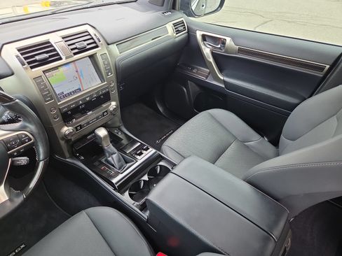 Used 2021 Lexus GX 460 Premium AWD/4WD image 19