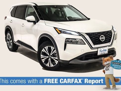 Used 2021 Nissan Rogue SV image 2