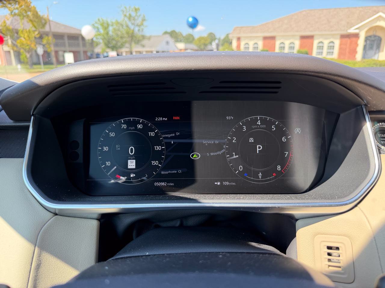 Used 2019 Land Rover Range Rover Sport HSE AWD/4WD image 24