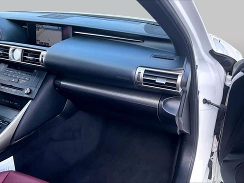 Used 2016 Lexus IS 200t w/ F Sport Package RWD image 17