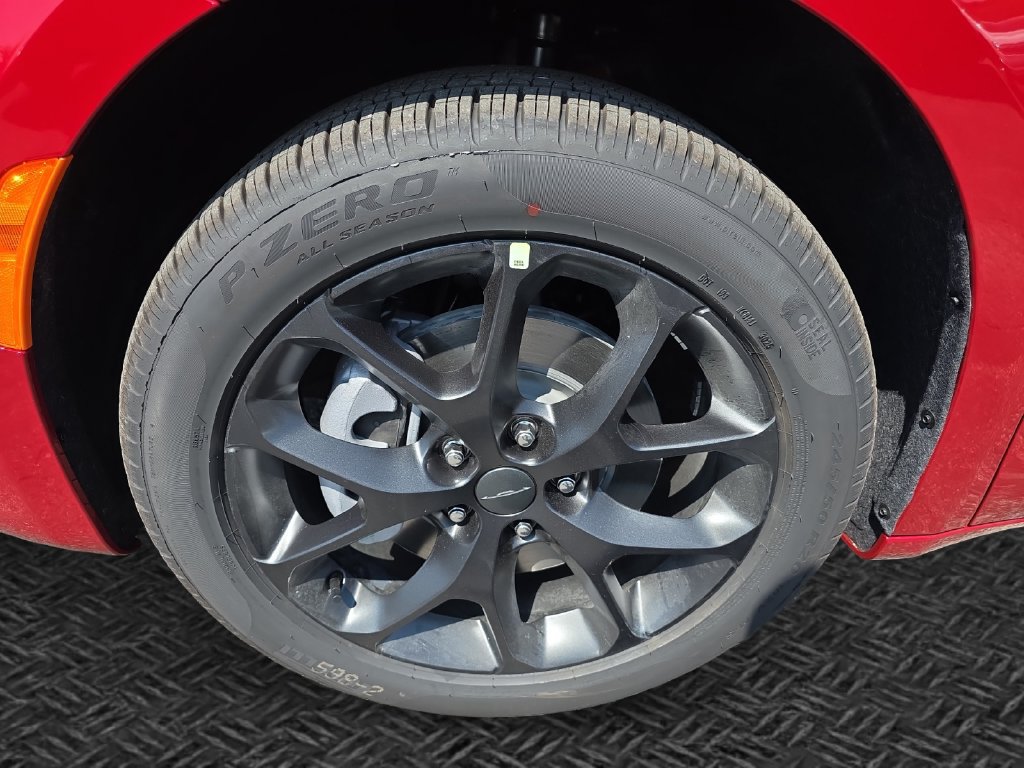New 2027 Chrysler Pacifica Select AWD/4WD image 11