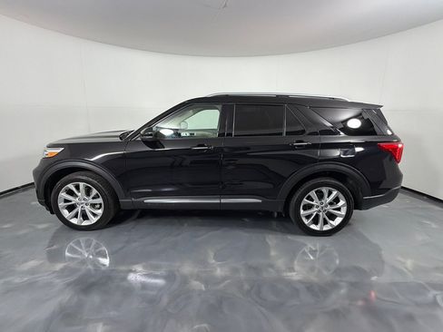 Used 2022 Ford Explorer Platinum w/ Equipment Group 601A AWD/4WD image 8