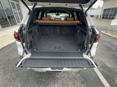 Certified 2024 BMW X5 xDrive40i w/ Premium Package AWD/4WD image 5