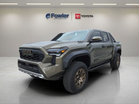 New 2026 Toyota Tacoma 4x4 Double Cab Hybrid image 3