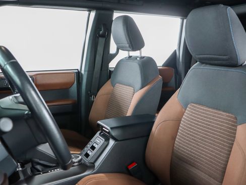 Used 2022 Ford Bronco Outer Banks image 24