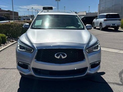 Used 2018 INFINITI QX60 Luxe w/ Premium Plus Package AWD/4WD image 4
