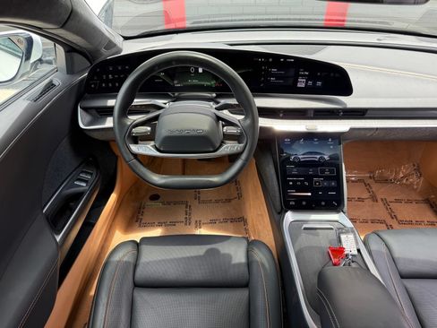 Used 2023 Lucid Air Touring AWD/4WD image 23
