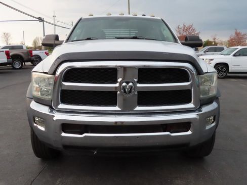 Used 2016 RAM 5500 Tradesman image 8