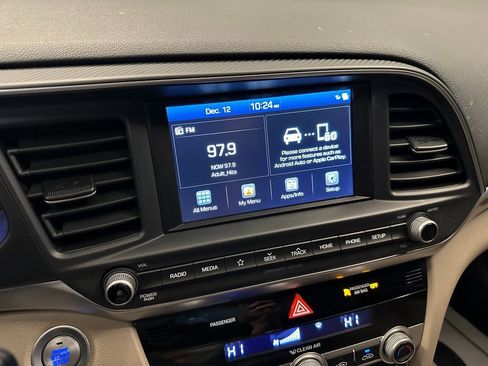 Used 2019 Hyundai Elantra Value Edition image 12