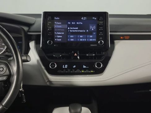 Used 2021 Toyota Corolla SE FWD image 24