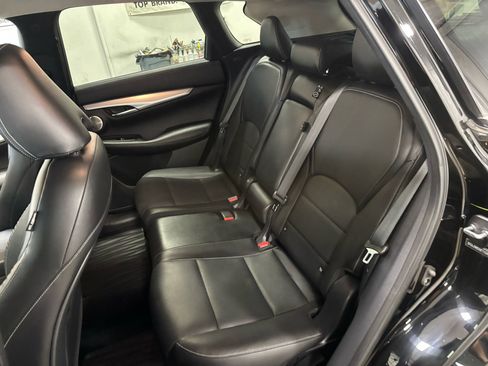 Used 2019 INFINITI QX50 Essential w/ Premium Heat Package image 29