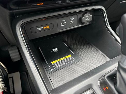 Used 2025 Honda CR-V EX-L image 25