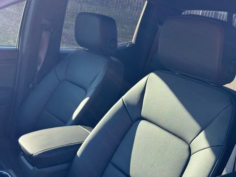 New 2026 GMC Canyon Elevation w/ Convenience Package RWD image 18