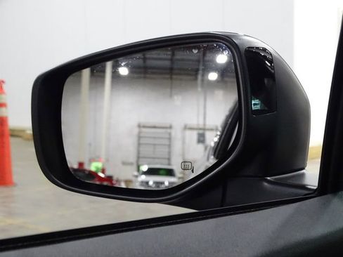 Used 2023 Subaru Outback Limited image 38