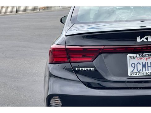 Used 2023 Kia Forte GT-Line w/ GT-Line Premium Package FWD image 14