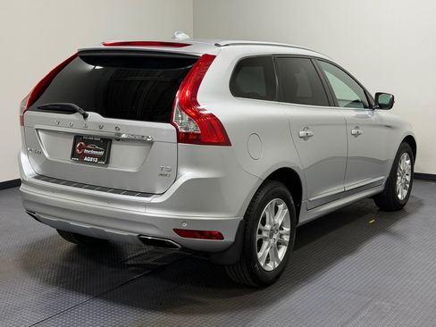 Used 2016 Volvo XC60 T5 Premier w/ Proximity Package AWD/4WD image 5
