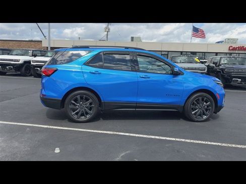 Certified 2024 Chevrolet Equinox RS w/ RS Leather Package AWD/4WD image 9