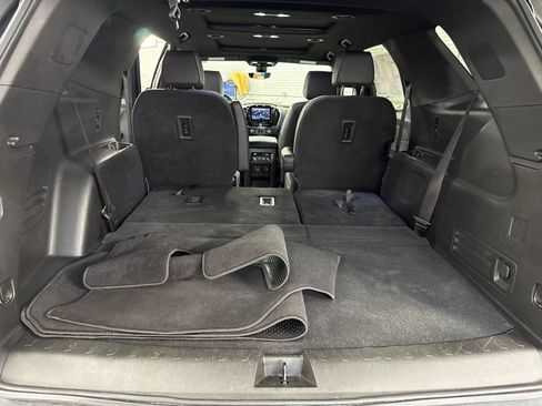 Used 2022 Chevrolet Traverse RS AWD/4WD image 13