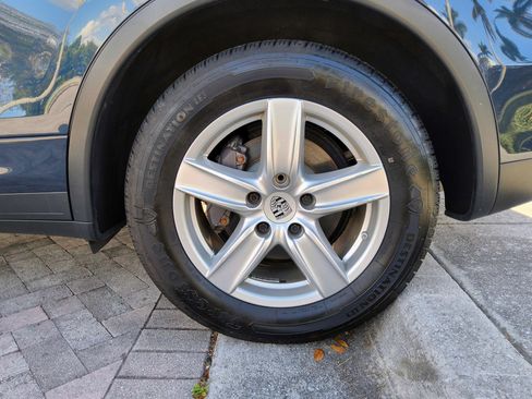 Used 2014 Porsche Cayenne AWD/4WD image 48