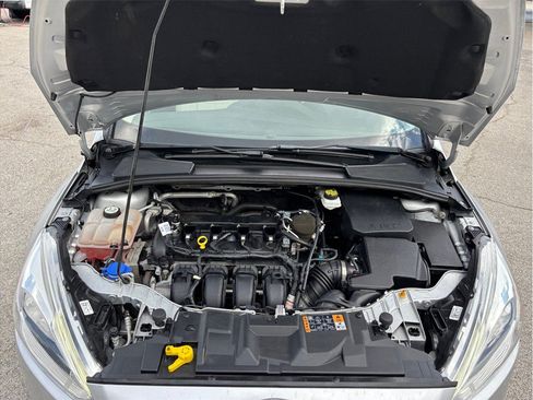 Used 2018 Ford Focus Titanium w/ Titanium Technology Package FWD image 50