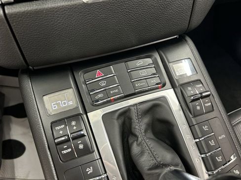 Used 2018 Porsche Macan S image 17