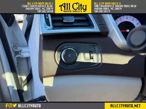 Used 2010 Cadillac SRX Premium FWD image 23