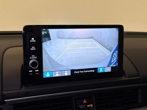Certified 2025 Honda Pilot EX-L image 24