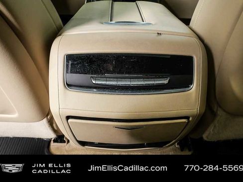Used 2022 Cadillac Escalade ESV Premium Luxury image 22