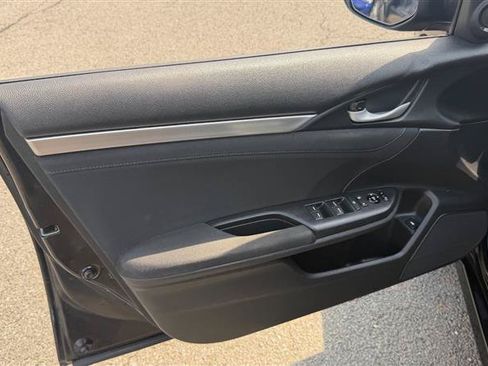 Used 2016 Honda Civic EX image 6