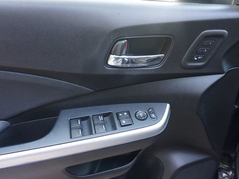 Used 2015 Honda CR-V Touring image 4