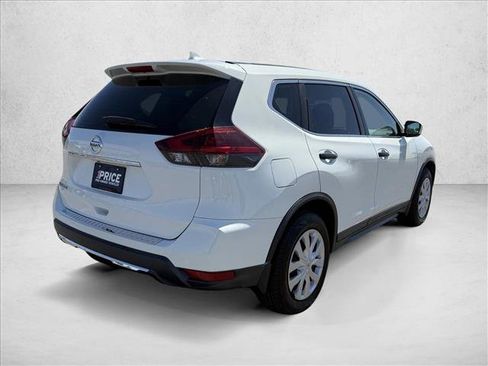 Used 2018 Nissan Rogue S FWD image 5