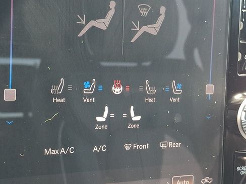 Used 2025 RAM 1500 Laramie w/ Sport Appearance Package AWD/4WD image 24