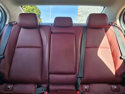 Used 2023 MAZDA MAZDA3 s image 25