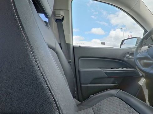 Used 2016 Chevrolet Colorado Z71 AWD/4WD image 28