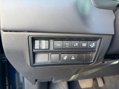 Used 2023 Toyota Tundra Platinum image 17