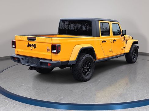 Used 2021 Jeep Gladiator Willys image 5